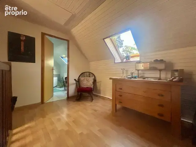 MARCOUSSIS - MAISON FAMILIALE de 6 Pièces - 130 M2 Habitables - Jardin verdoyant 660 M2 - Proche écoles - photo 11