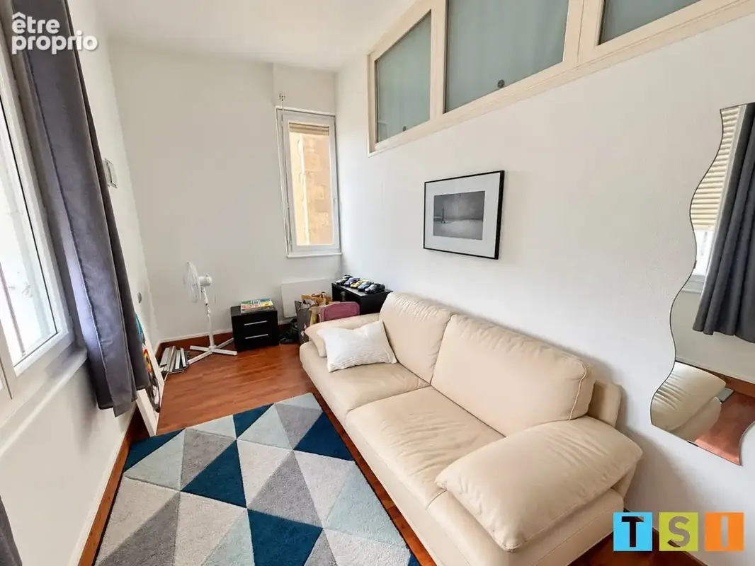 Appartement T4 de 112 m² avec ascenseur, à proximité du centre-ville - photo 6