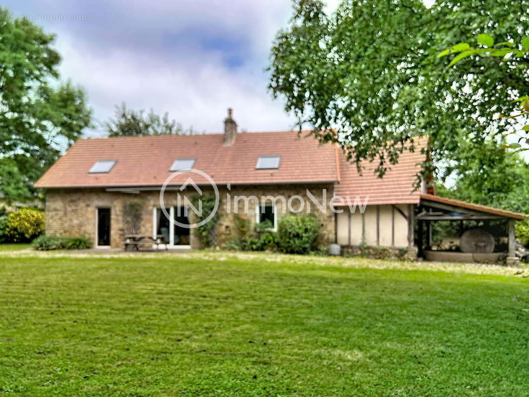 Propriété / le VAL ST PERE/ Investissement 3.8 hectares - photo 2