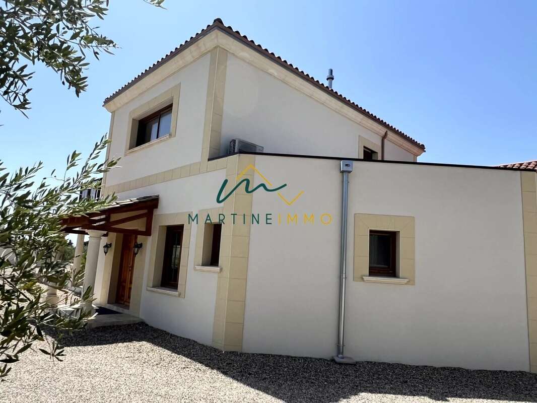 A VENDRE BEAUPUY   Propriété contemporaine de 290 m2 avec de - photo 2