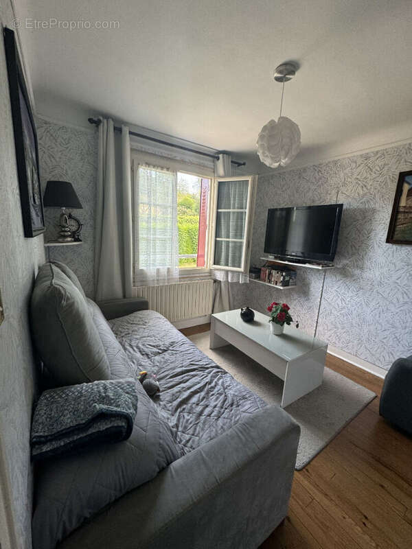 Maison à SAINTE-GAUBURGE-SAINTE-COLOMBE