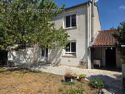 Maison à AUSSILLON