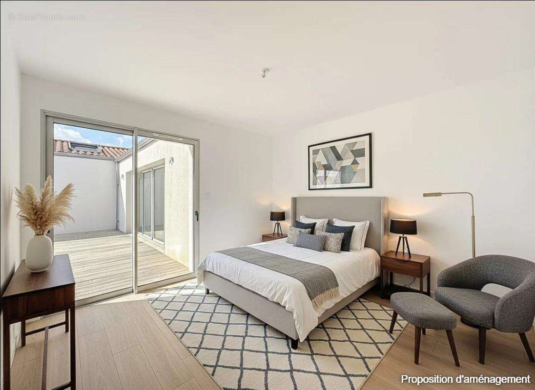 Maison à SAINTE-SOULLE