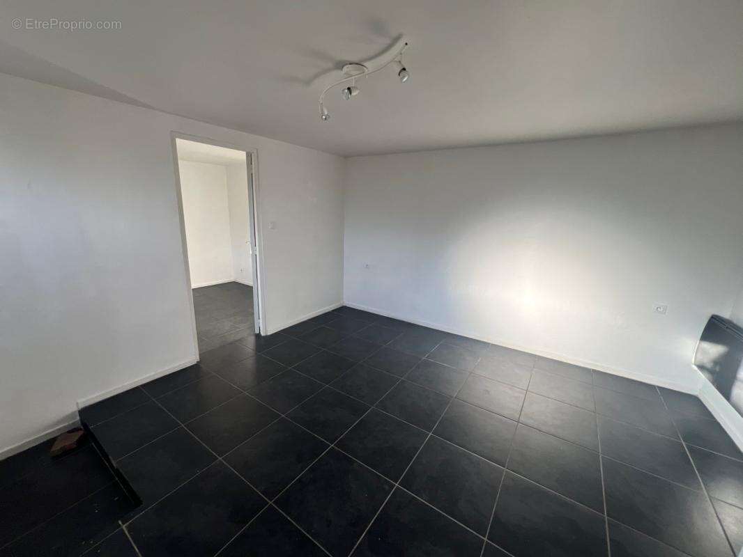 Appartement à MARSEILLE-15E