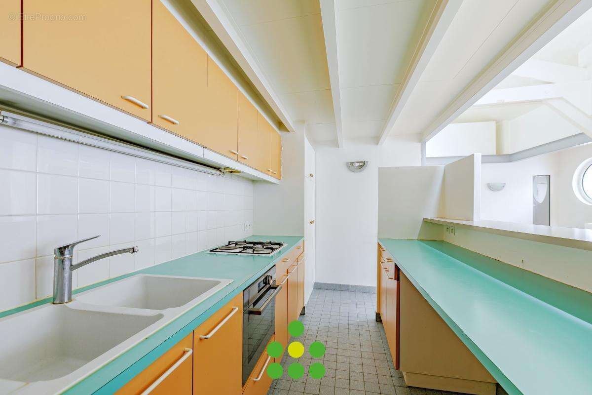 Appartement à ISSY-LES-MOULINEAUX