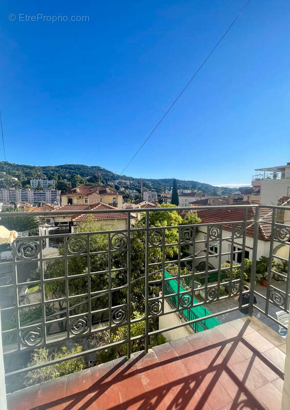 Appartement à LE CANNET