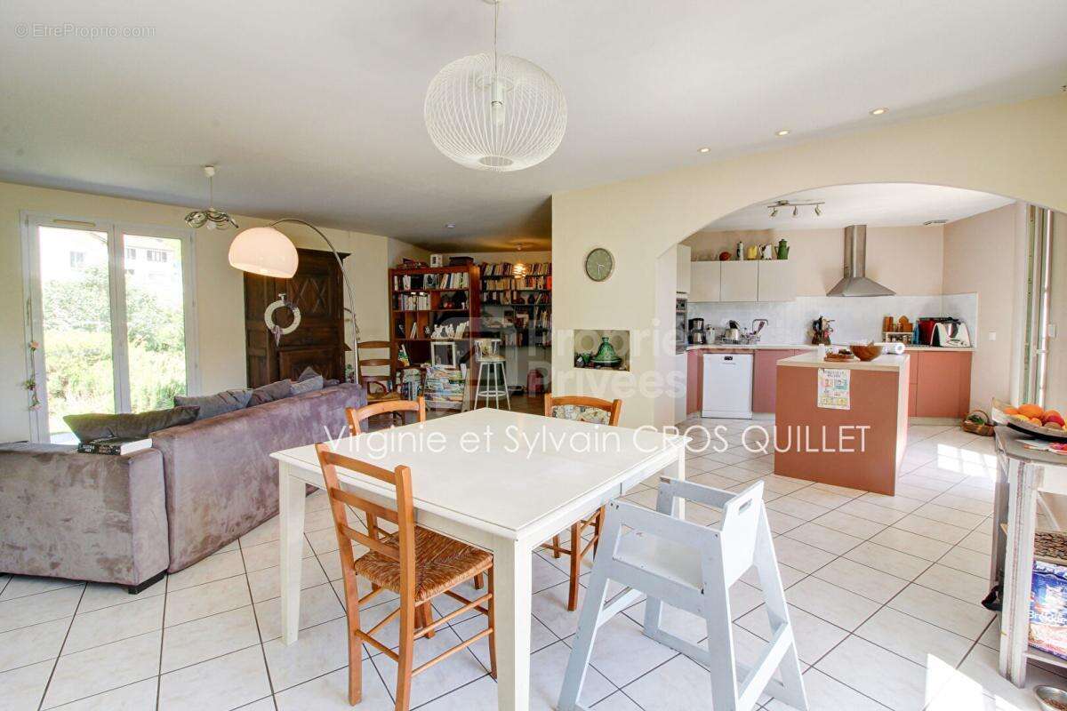 Maison à MONTASTRUC-LA-CONSEILLERE