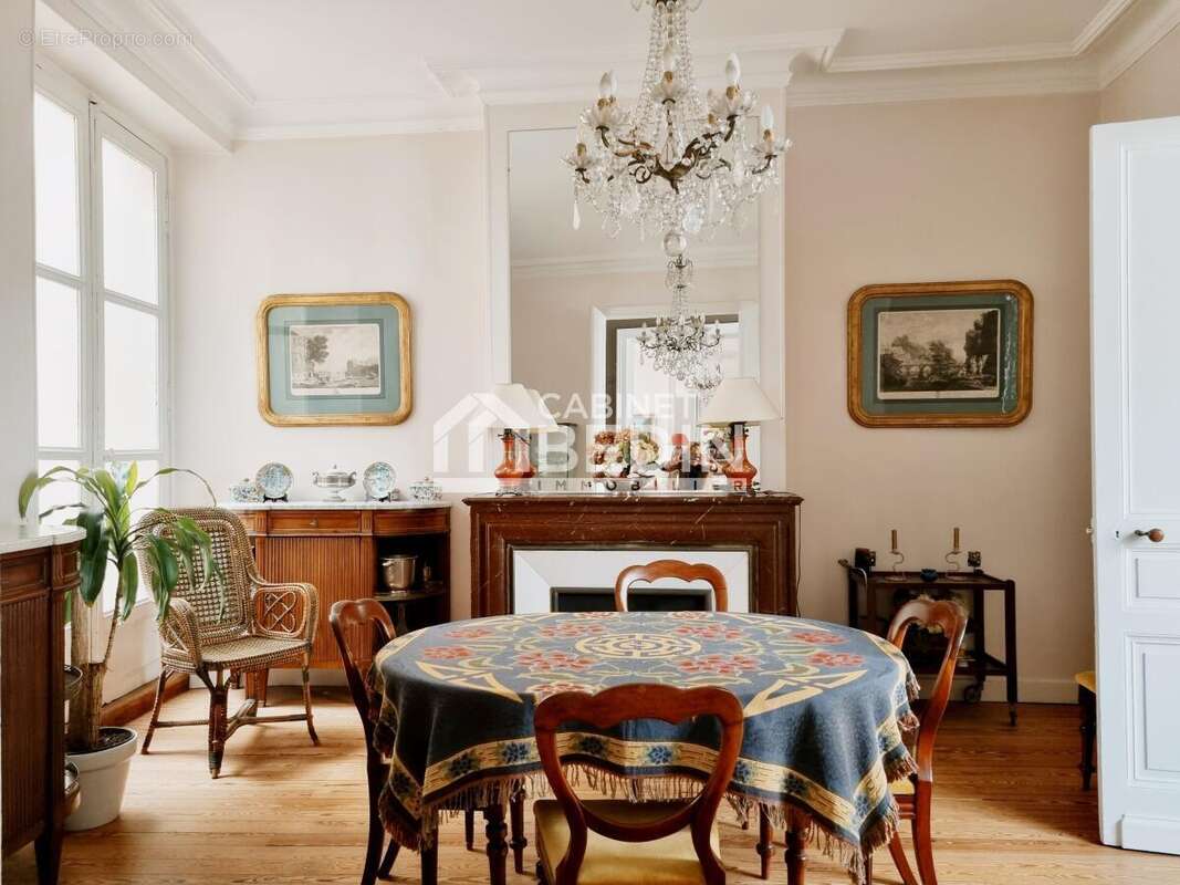 Appartement à BORDEAUX