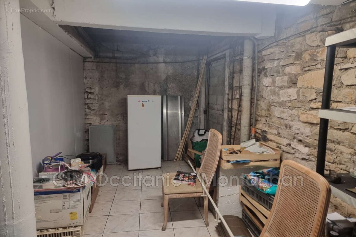 Maison 125 m² à Saint-Antonin-Noble-Val  - photo 9