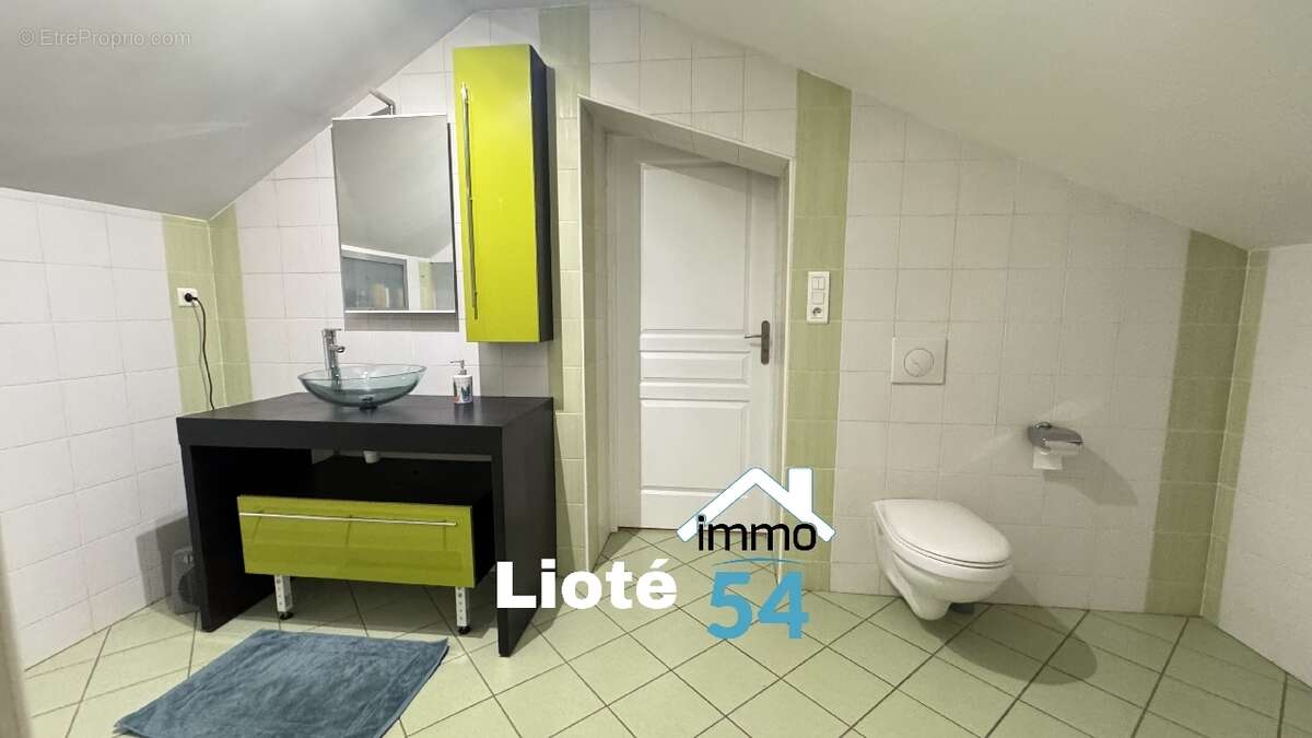 Maison à ROSIERES-AUX-SALINES