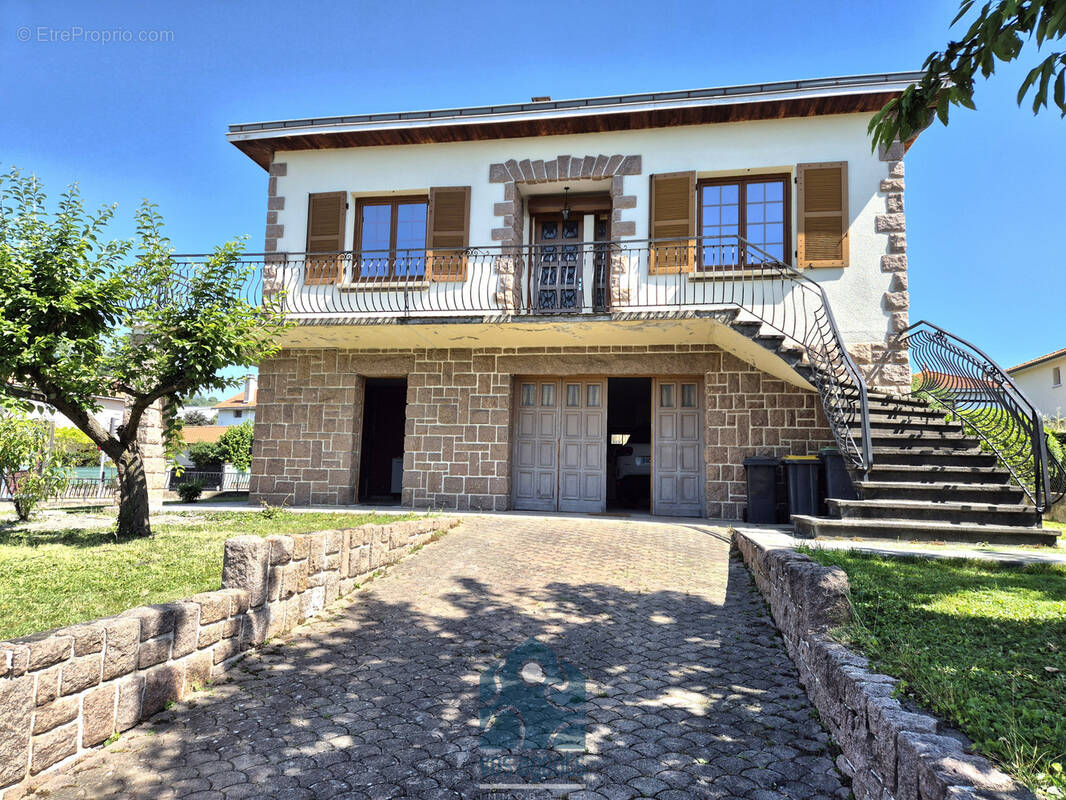 Maison à COURNON-D'AUVERGNE
