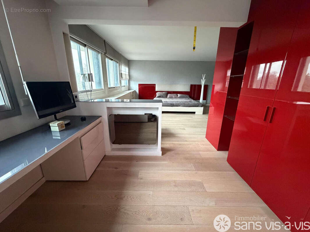 Appartement à SURESNES