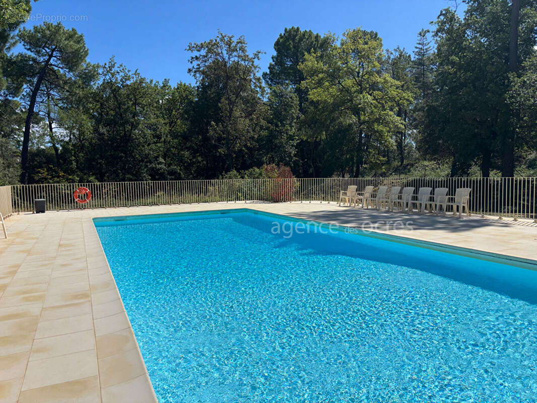 Maison à ROUSSILLON