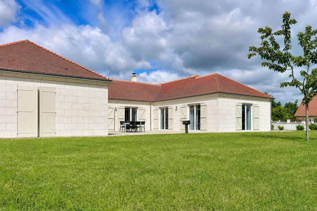 Maison à MESLAND