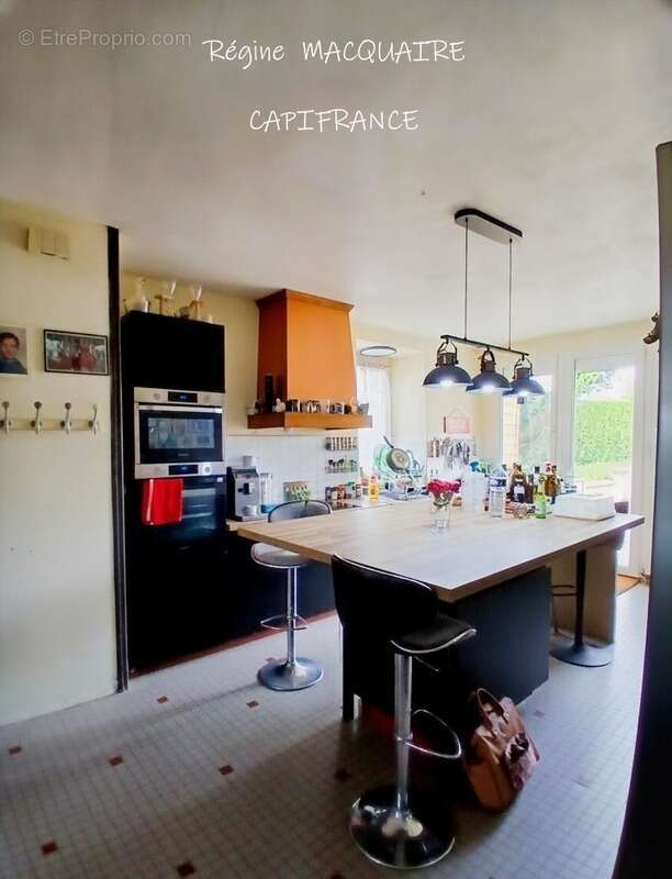 A Vendre -  Maison de bourg rénovée – 190 m² – 5 chambres – équipements modernes : une opportunité rare au centre bourg. MORTAIN - photo 3