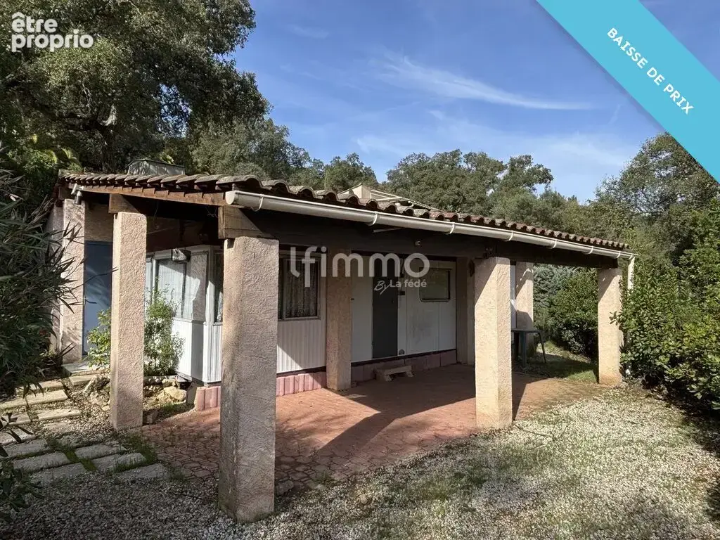 Maison à LE MUY