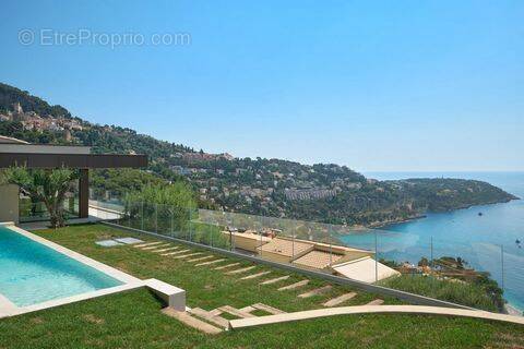 Maison à ROQUEBRUNE-CAP-MARTIN