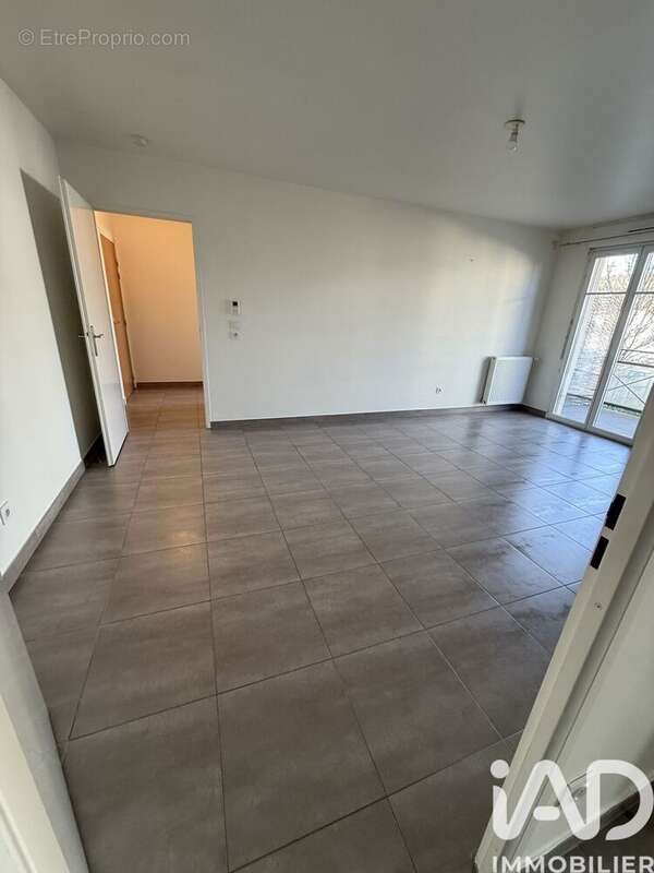 Photo 2 - Appartement à OZOIR-LA-FERRIERE