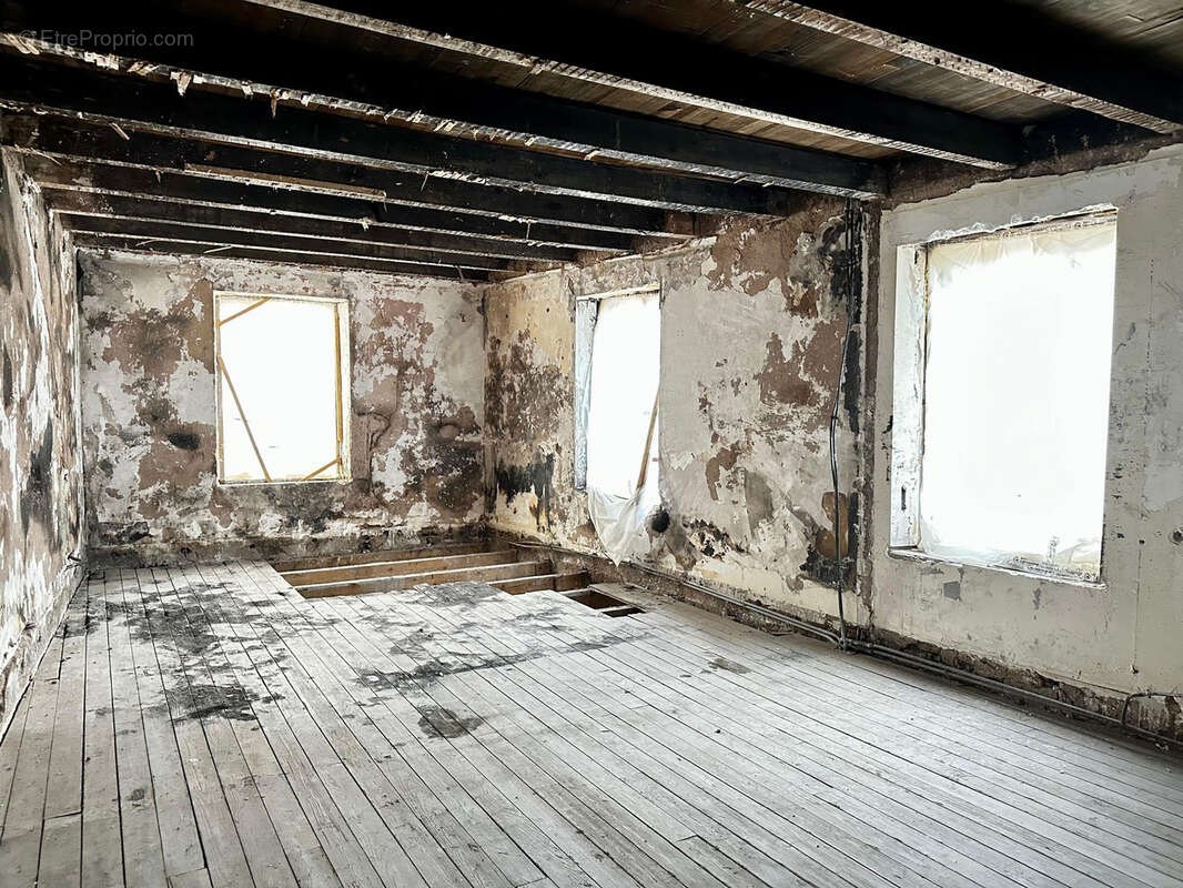 Maison à FONTAINE-LES-LUXEUIL