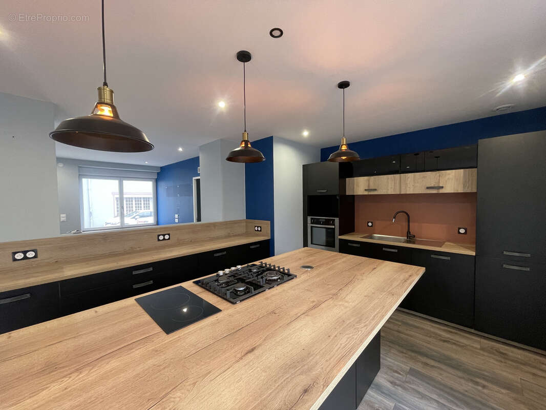 Maison à ROUGEMONT-LE-CHATEAU