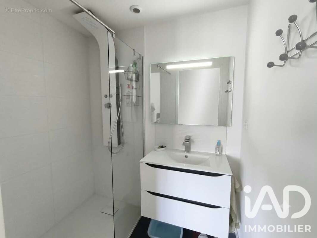 Maison 148 m² à La Chapelle-Des-Fougeretz  - photo 9