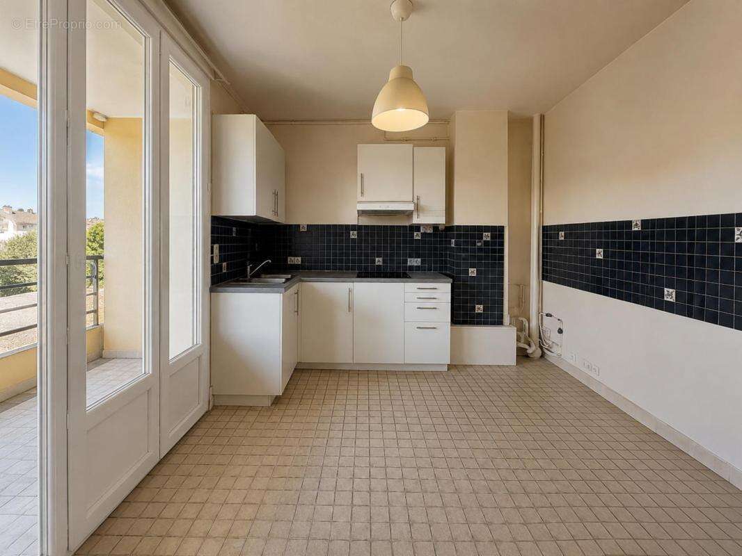 Appartement à BAGNEUX