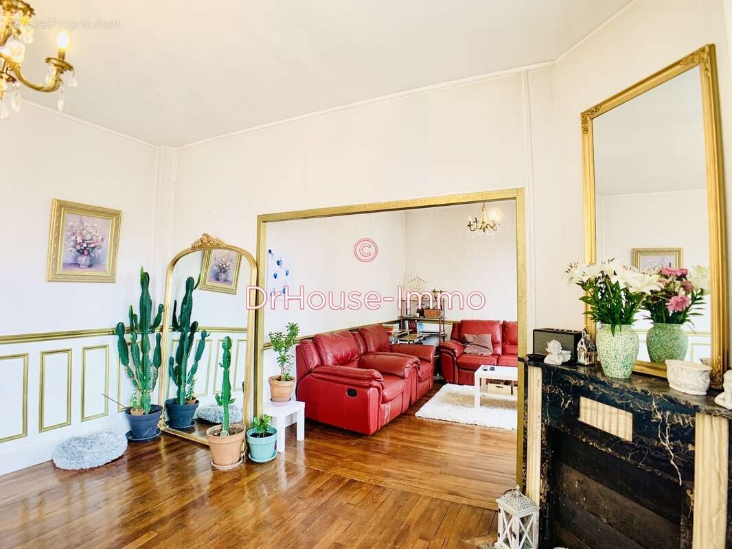 Maison à CHALETTE-SUR-LOING