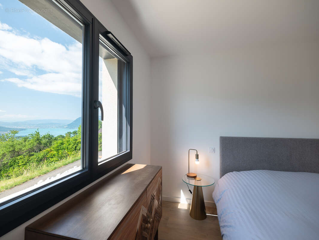 Maison à SAINT-JORIOZ