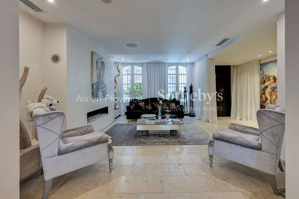 Maison à AIX-EN-PROVENCE