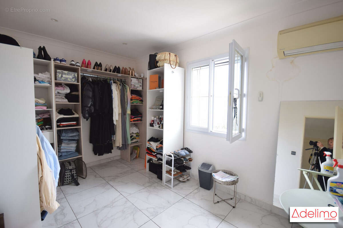 Maison 189 m² à Milhaud  - photo 6