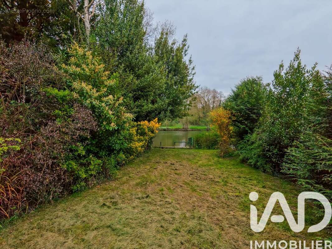 Photo 2 - Terrain à CHANGE