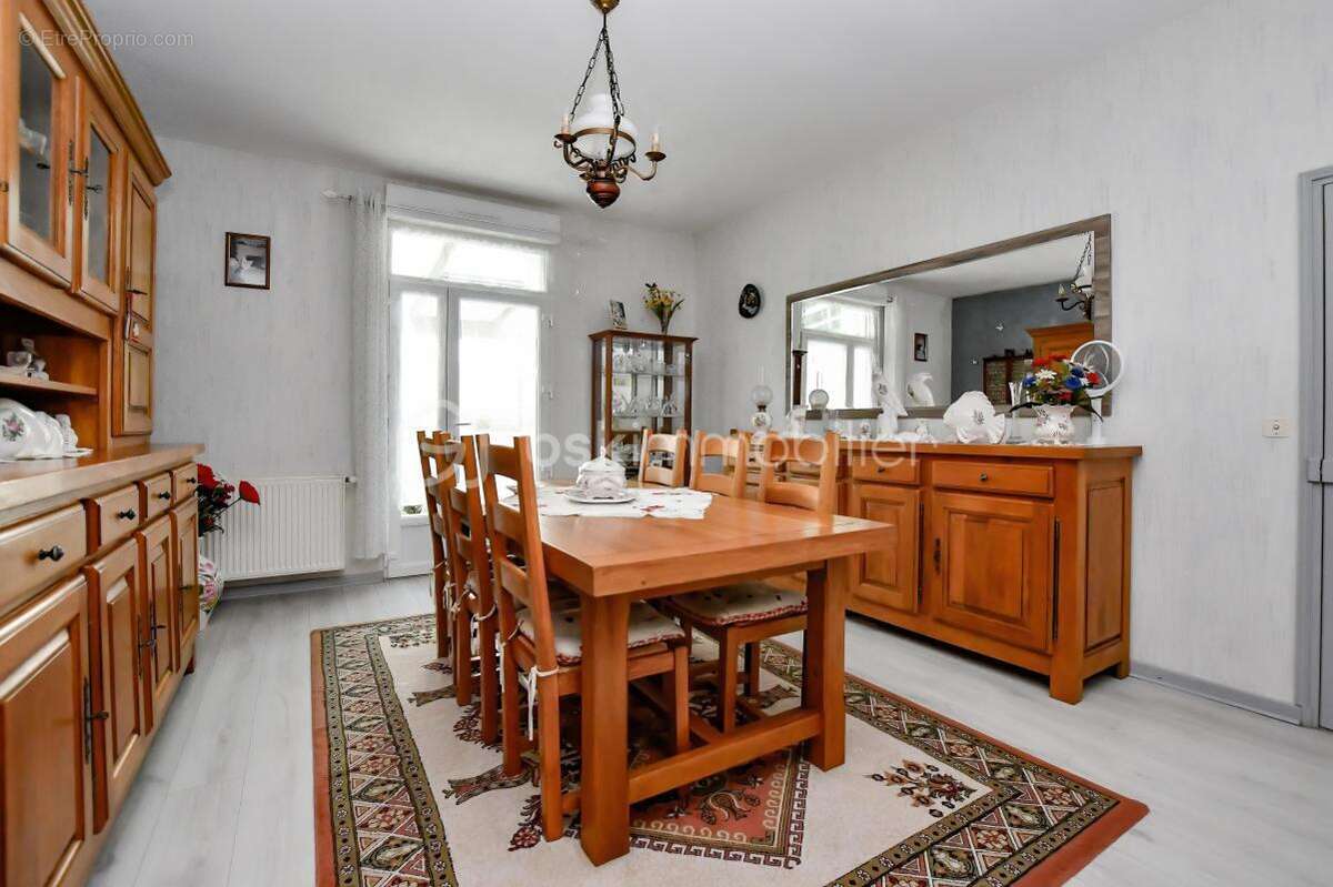 Maison de Maître - 7 pièces - 184m² - photo 10
