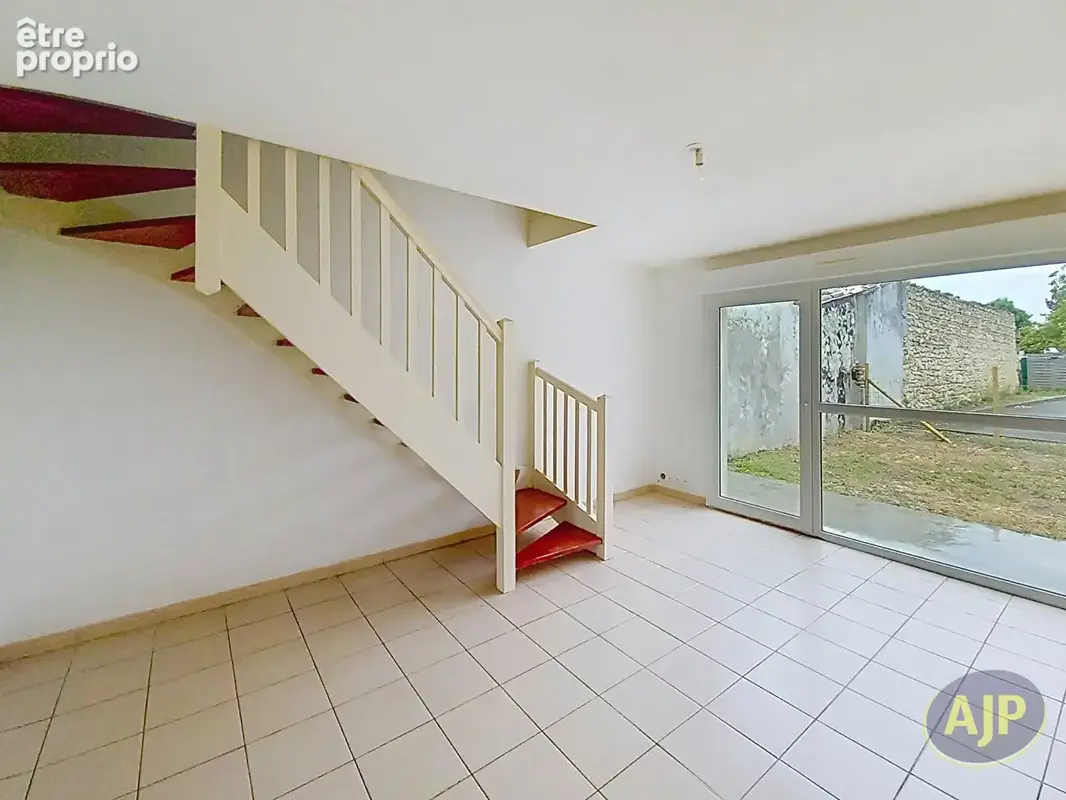 Maison T3 + jardin dans le centre-ville de Lesparre-Médoc ! - photo 3