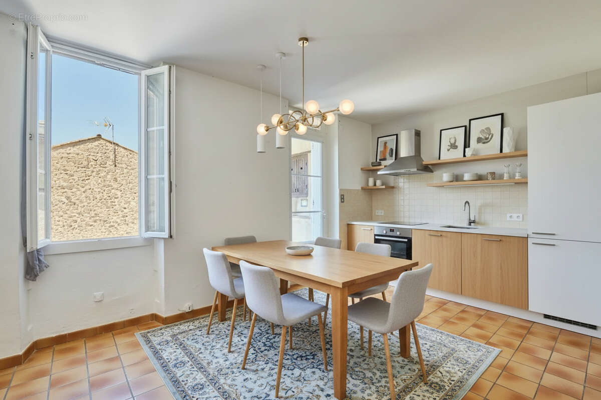 Maison à MALLEMORT