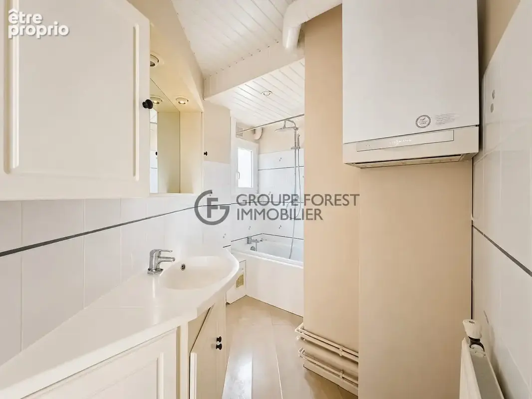 Appartement 4 pièces 85 m² à vendre à La Madeleine (59110) - photo 8