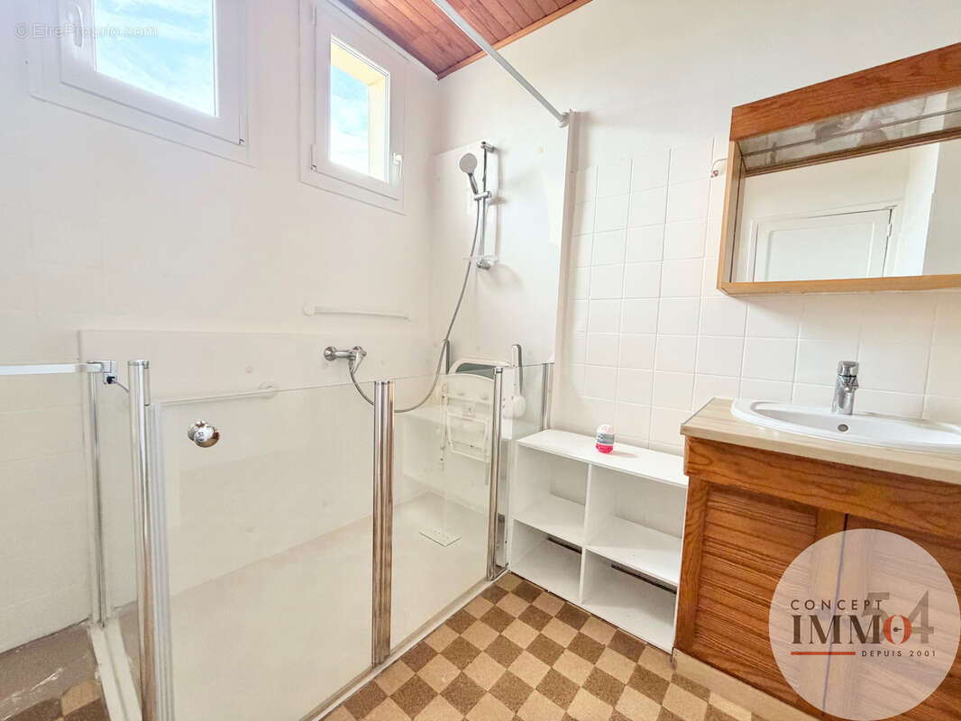 Maison 84 m² à Foug  - photo 7