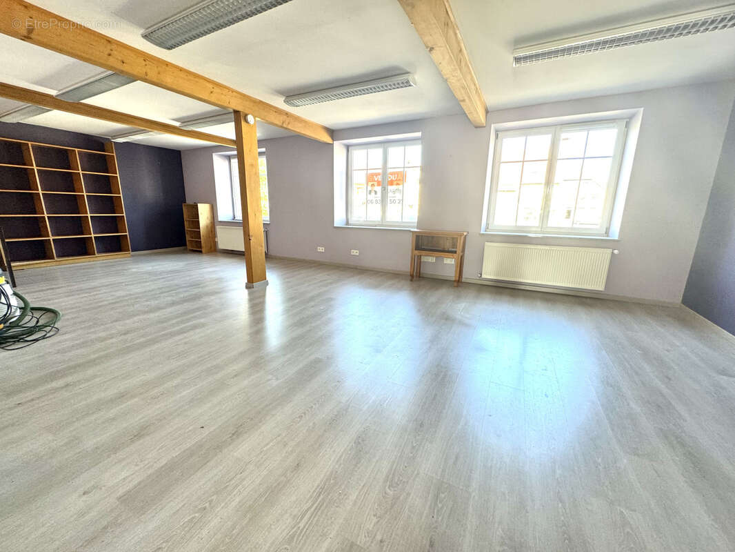 SARRALBE - Immeuble à gros potentiel de cashflow ! 6P + garage - photo 17