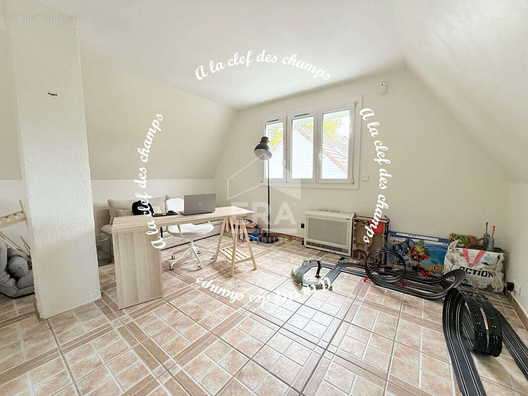 Maison à GIF-SUR-YVETTE