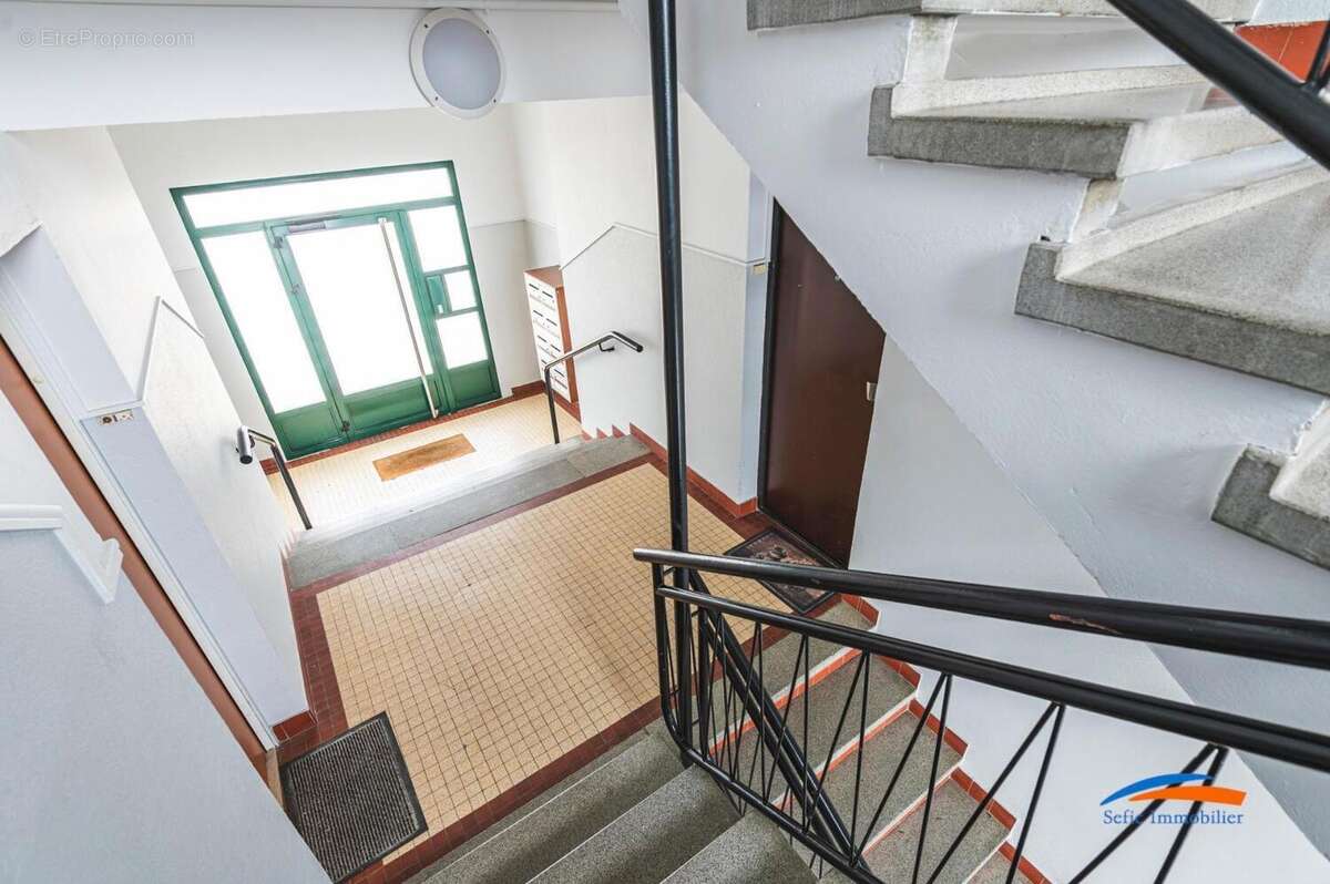   - Appartement à REIMS