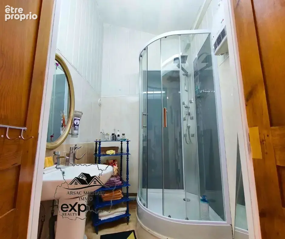 Maison 141 m² à Goudet  - photo 8