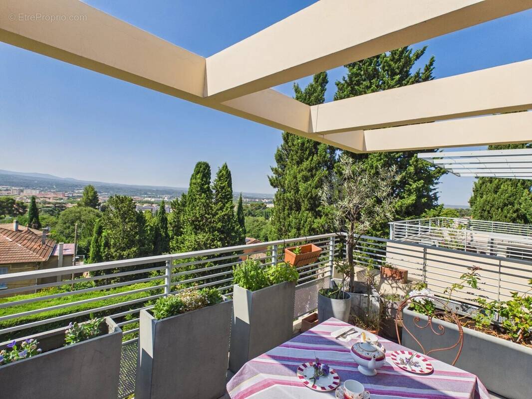 Appartement à AIX-EN-PROVENCE