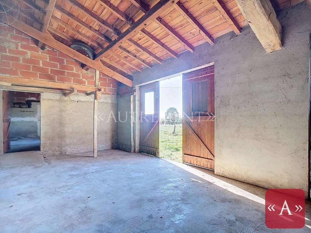 Maison à SAINT-SULPICE