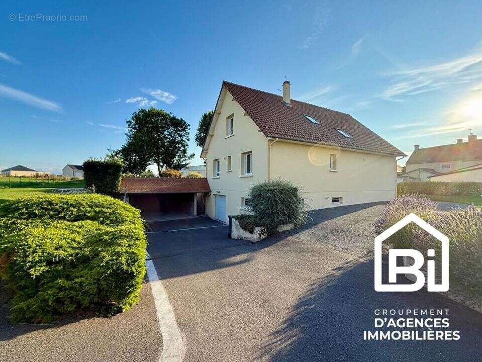 Maison à HERMANVILLE-SUR-MER