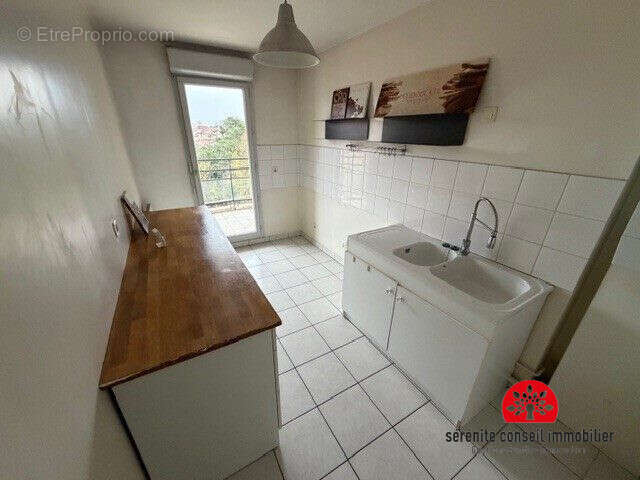 Cuisine - Appartement à LYON-8E