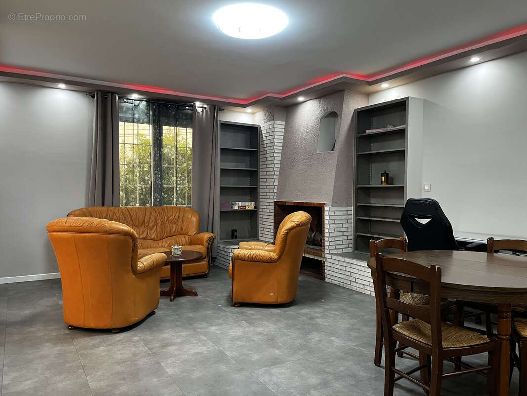 Maison à LA FERRIERE-EN-PARTHENAY