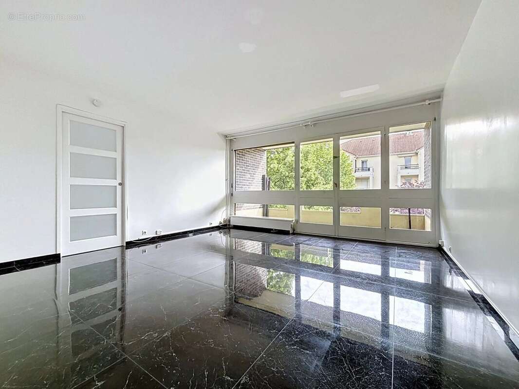 Appartement à LIMEIL-BREVANNES