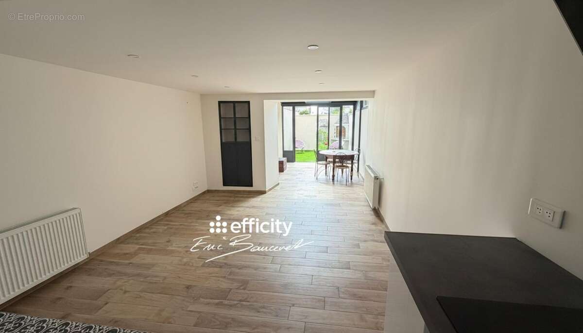 Maison 71 m² à Niort  - photo 2