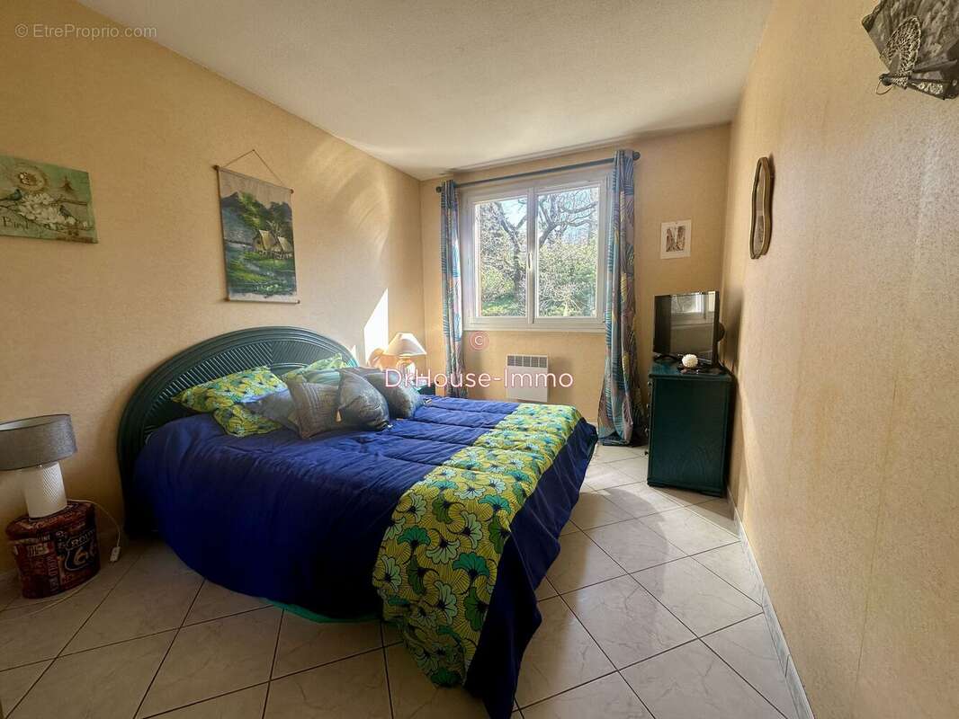Appartement 67 m² à Valence  - photo 16