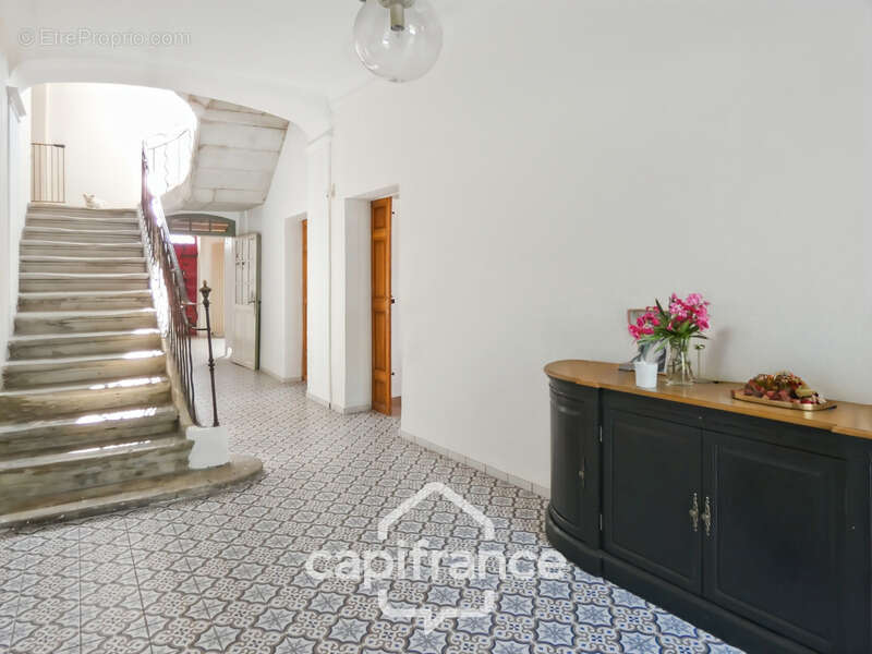 Maison à SAINT-GENIES-DE-COMOLAS