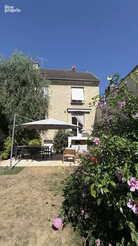 Photo Maison à Cires-Les-Mello au prix de 282 000€